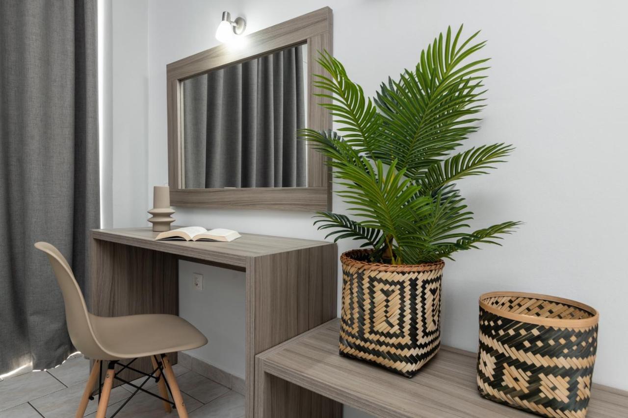 Rivulet Apartments ラガナス エクステリア 写真